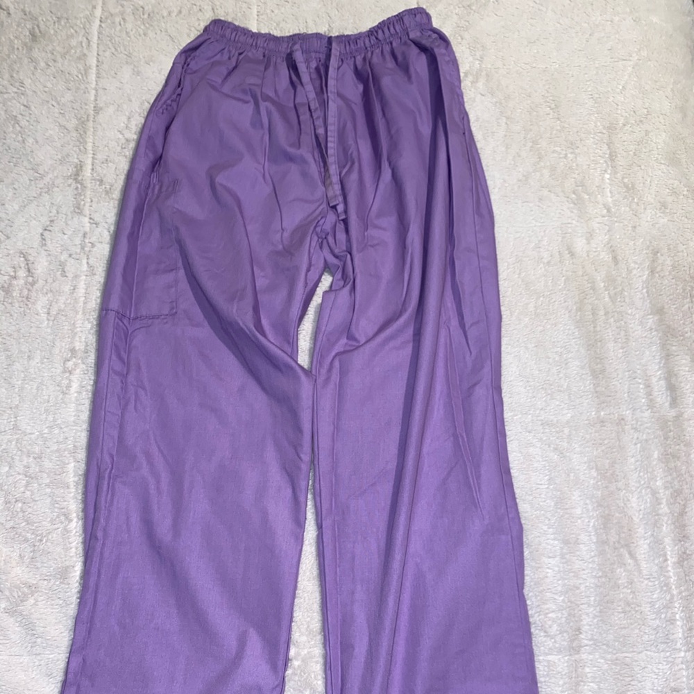 Lavender scrubs set